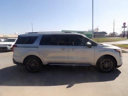 2025 Kia Carnival Hybrid SX