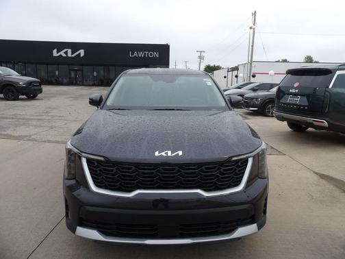 Metal 2026 Kia Sorento LX