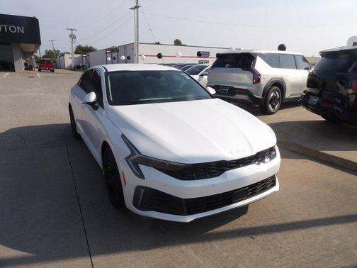 2026 Kia K5 LXS