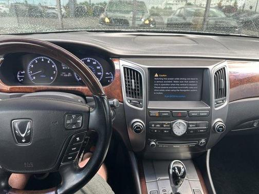 2013 Hyundai Equus Signature