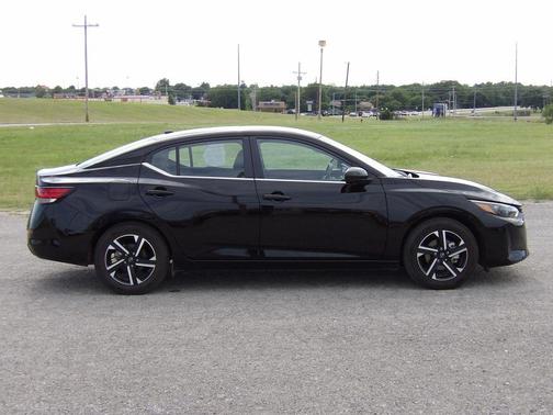 Black 2025 Nissan Sentra SV