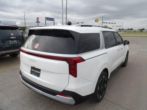 Snow White Pearl 2026 Kia Carnival EX