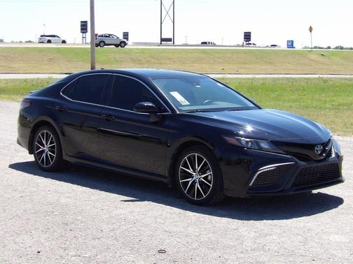 Midnight Black Metallic 2023 Toyota Camry SE