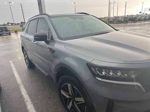 2023 Kia Sorento S