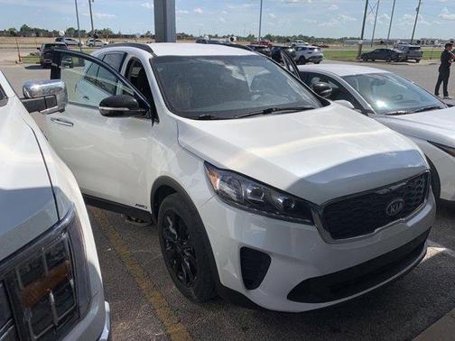 2019 Kia Sorento S