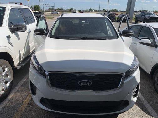 2019 Kia Sorento S