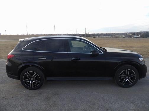 2023 Mercedes-Benz GLC 300 Base