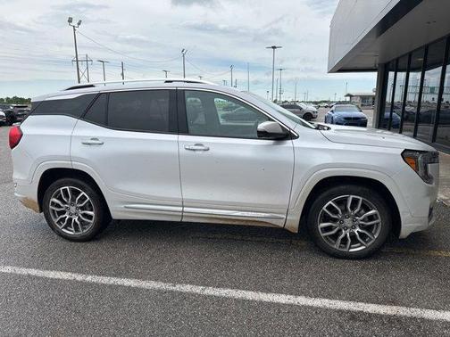 2024 GMC Terrain Denali