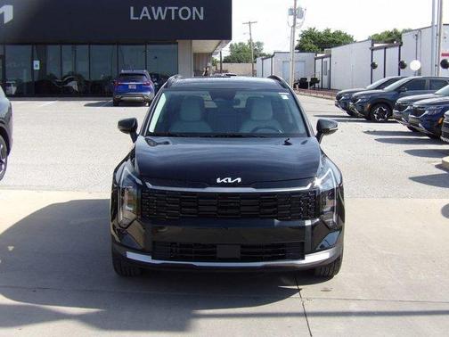 Ebony Black 2026 Kia Sportage EX