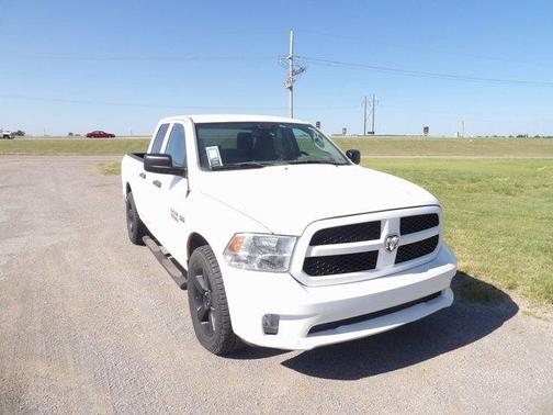 2016 RAM 1500 Tradesman/Express