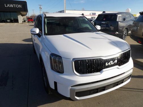 2025 Kia Telluride LX
