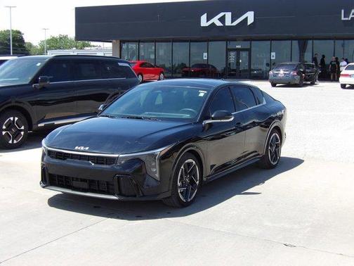 Aurora Black 2026 Kia K4 GT-LINE