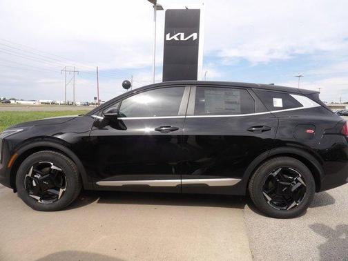 Ebony Black 2026 Kia Sportage EX