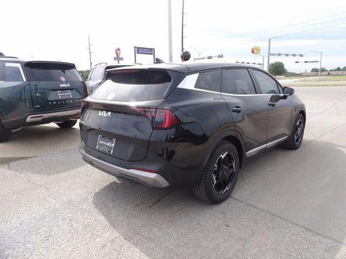 Ebony Black 2026 Kia Sportage EX