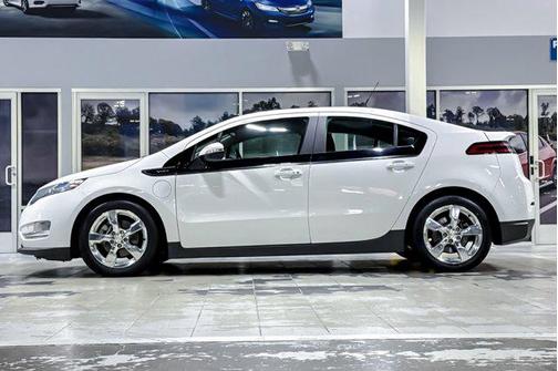 2014 Chevrolet Volt Base