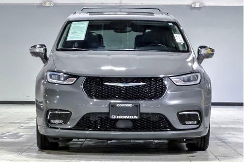 2021 Chrysler Pacifica Hybrid Limited