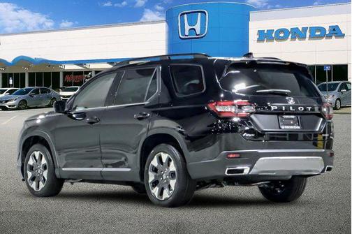 2026 Honda Pilot Touring 8-Passenger