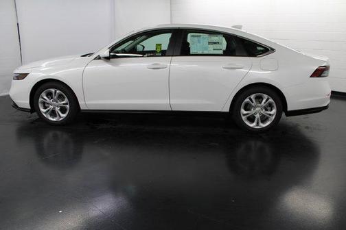 2025 Honda Accord LX 1.5T