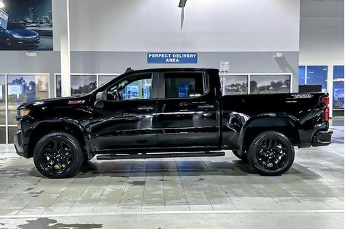 2022 Chevrolet Silverado 1500 Custom Trail Boss