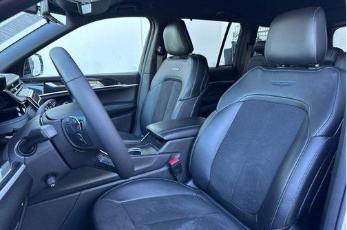 2023 Jeep Grand Cherokee 4xe Trailhawk
