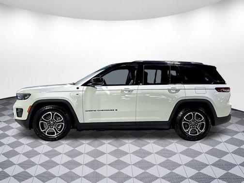 2023 Jeep Grand Cherokee 4xe Trailhawk