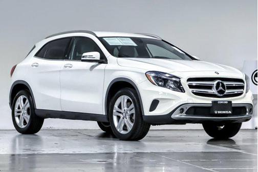 Arctic White 2017 Mercedes-Benz GLA 250 Base