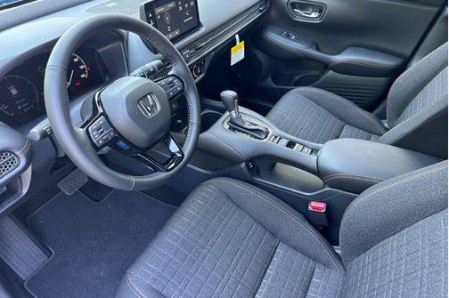Urban Gray Pearl 2027 Honda HR-V Sport