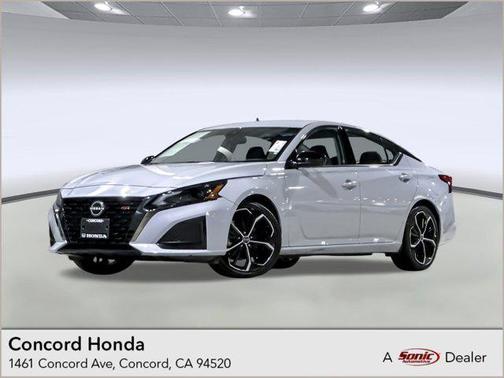 2024 Nissan Altima SR FWD