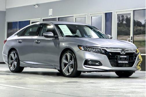 2020 Honda Accord Touring 2.0T