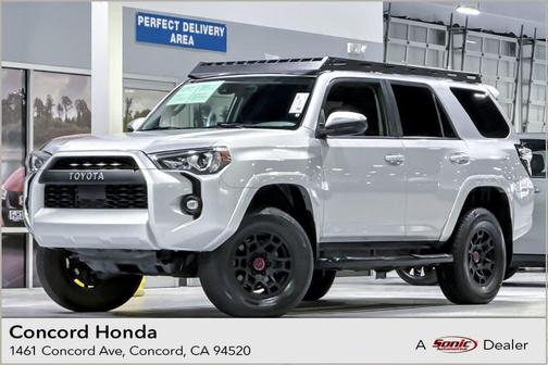 Classic Silver Metallic 2021 Toyota 4Runner SR5