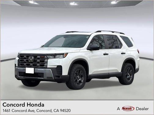 Platinum White Pearl 2026 Honda Pilot TrailSport