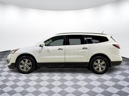 2017 Chevrolet Traverse 2LT