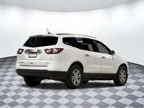 2017 Chevrolet Traverse 2LT