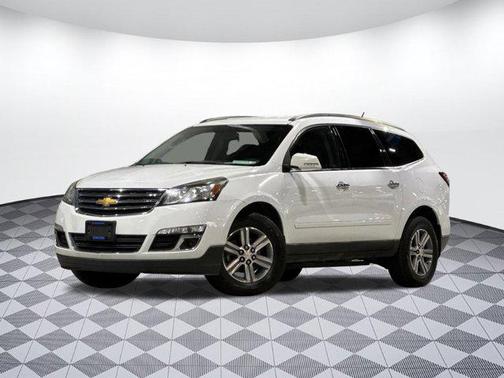 2017 Chevrolet Traverse 2LT
