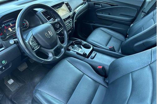 2021 Honda Pilot Touring 8-Passenger