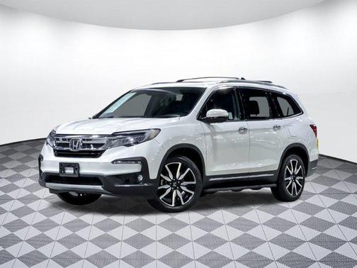 2021 Honda Pilot Touring 8-Passenger