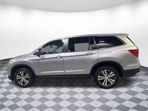2017 Honda Pilot EX