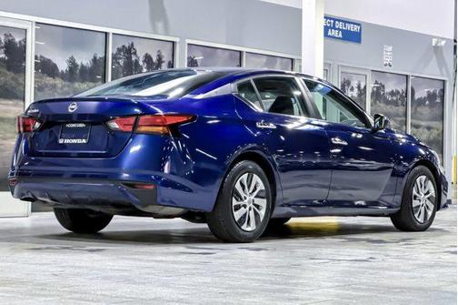 2021 Nissan Altima S FWD