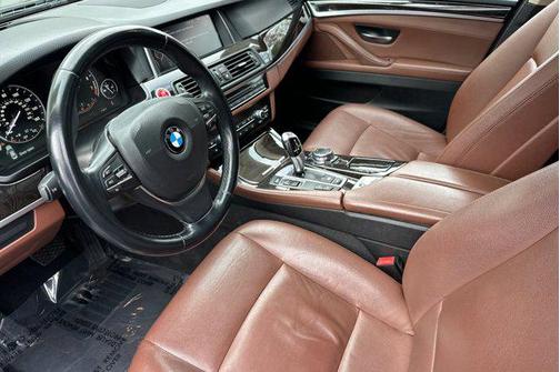 2015 BMW 528 528i