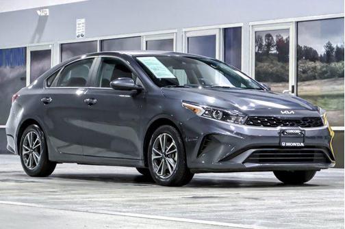 2023 Kia Forte LXS