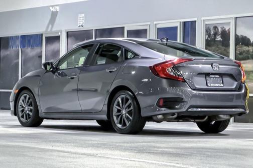 Modern Steel Metallic 2019 Honda Civic EX