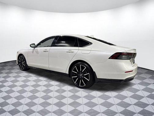 2024 Honda Accord Hybrid Touring