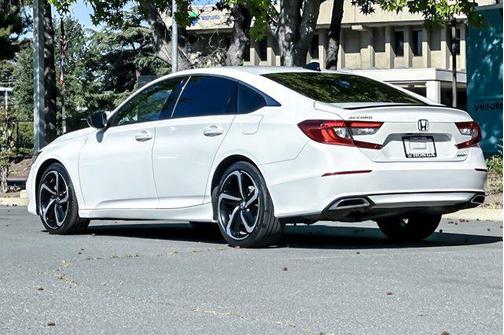 Platinum White Pearl 2022 Honda Accord Sport 1.5T