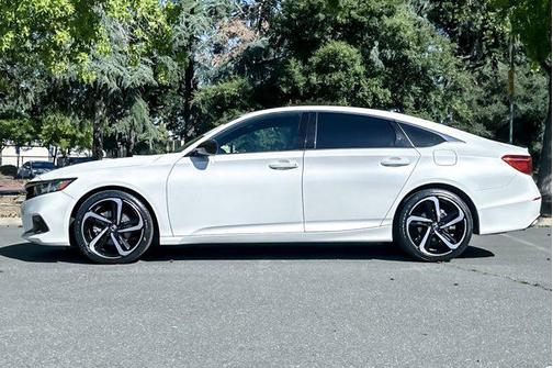 Platinum White Pearl 2022 Honda Accord Sport 1.5T