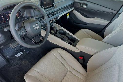 2025 Honda Accord LX 1.5T