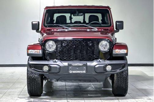 2021 Jeep Gladiator Willys 4x4