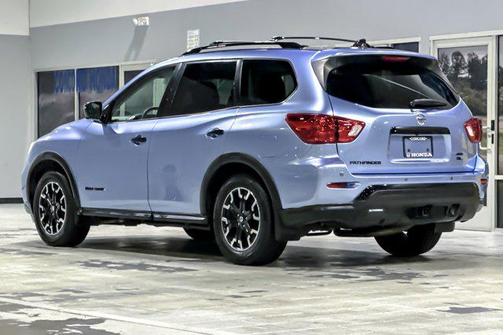 2020 Nissan Pathfinder SL 4WD