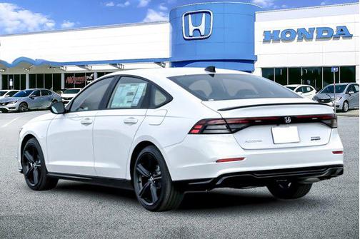 2025 Honda Accord Hybrid Base