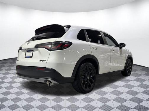 2024 Honda HR-V 2WD Sport