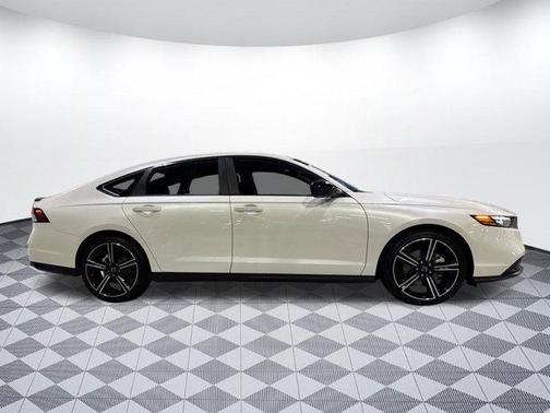 2025 Honda Accord Hybrid Base